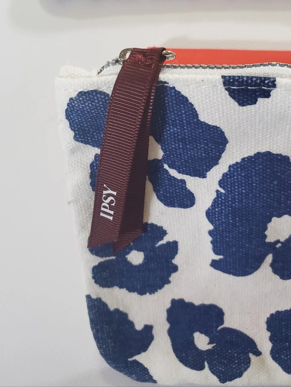 🟢 IPSY Bags Set of 5 Assorted Cosmetic Bags Summer Lovin Quilted Floral Kiss